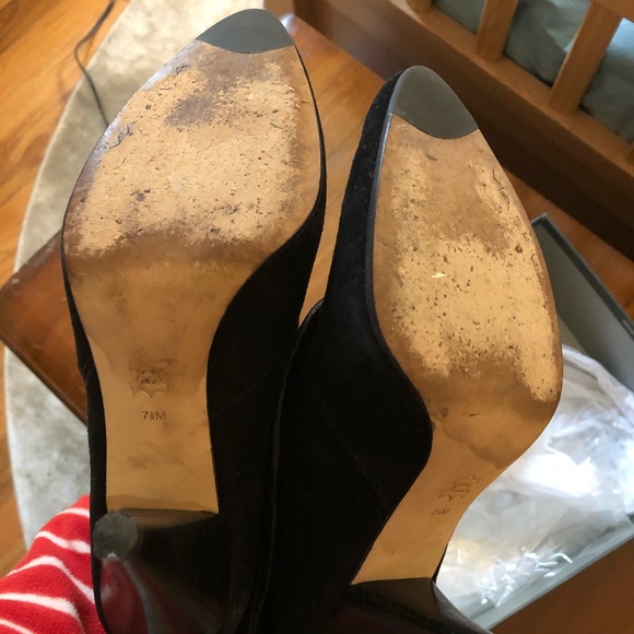 Via Spiga Suri Suede Heels - Picture 3 of 6